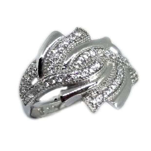 White gold 14K ring with cz stones