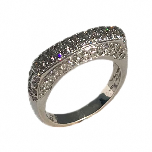 Three sides 18K white gold ring with round colourless cubic zirconium