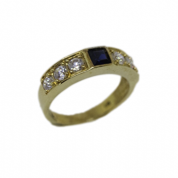 14K yellow gold ring with blue square central stone and colourless cubic zirconium all around