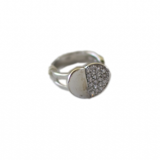Ασημένιο 925 επιπλατινωμένο δαχτυλίδι με καρδιά διακοσμημένη με κυβικά ζιργκόν