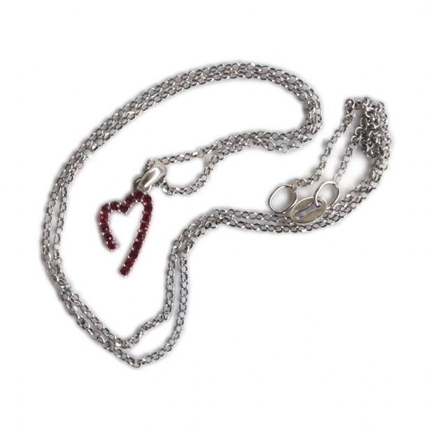 Silver 925 heart shaped pendant in silver 925 chain