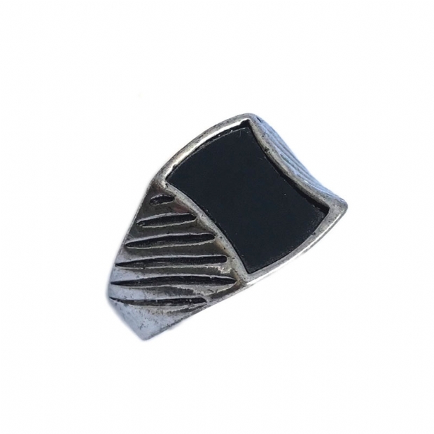Men's steel ring with black onyx central stone decoration